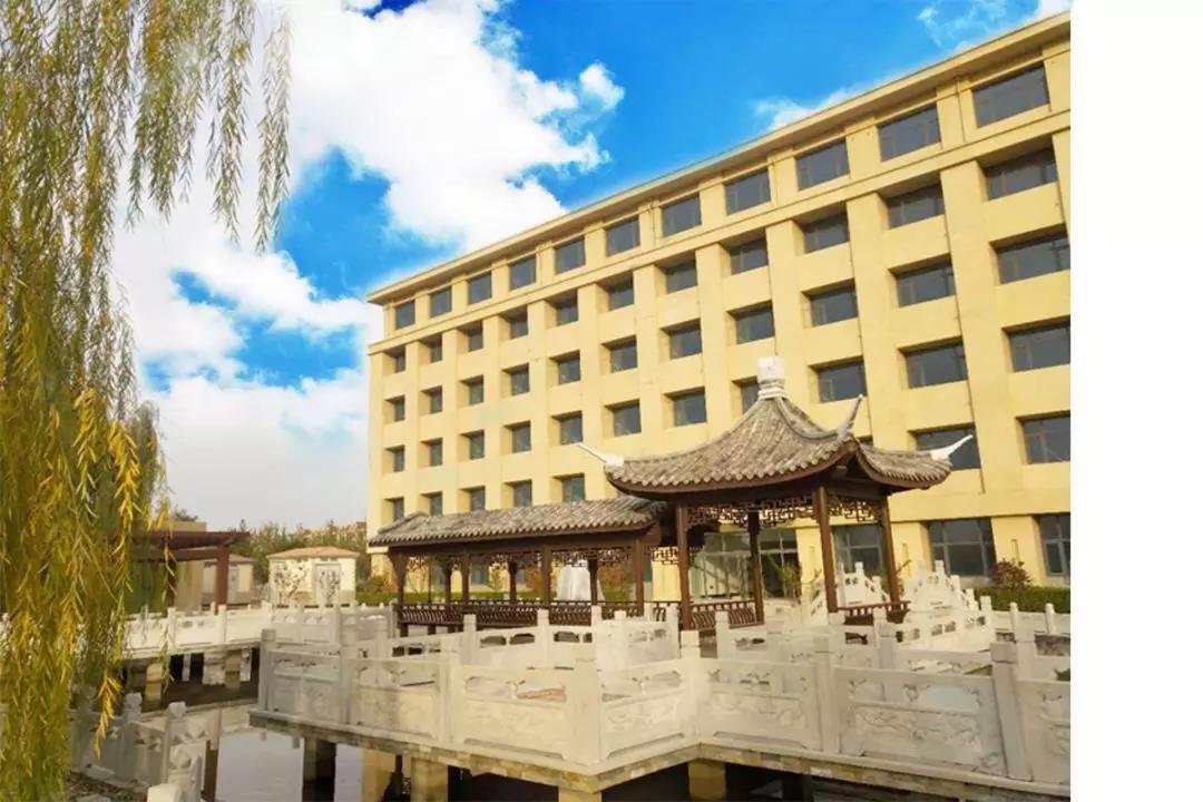 24949萬人的幸福生活哪里來？