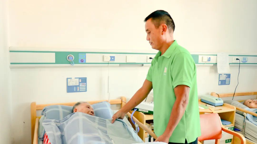 【最美養(yǎng)老護理員】匡船會：情系老人，用心服務(wù)